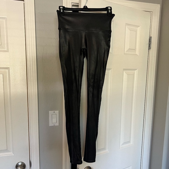 Spanx Faux Leather Leggings - Picture 2 of 6